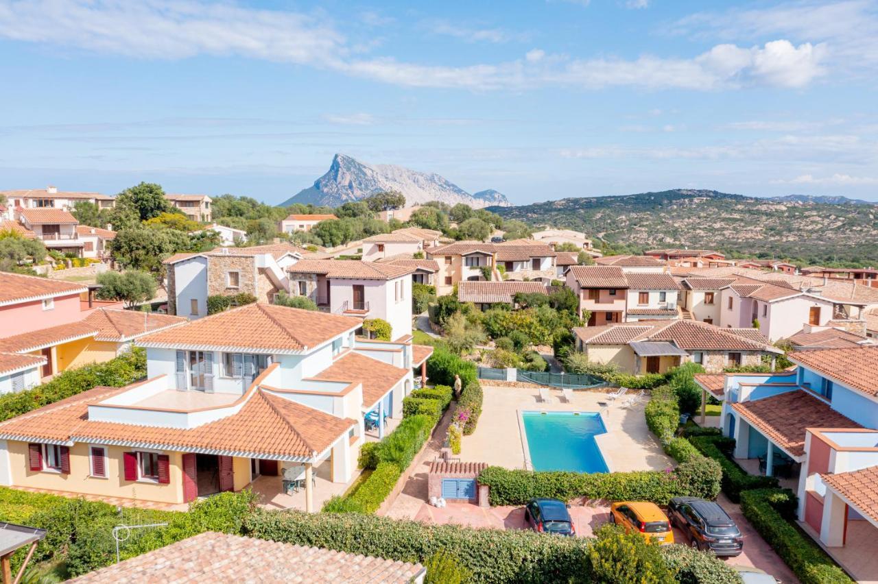 Residence La Tartaruga Monte Petrosu Eksteriør billede